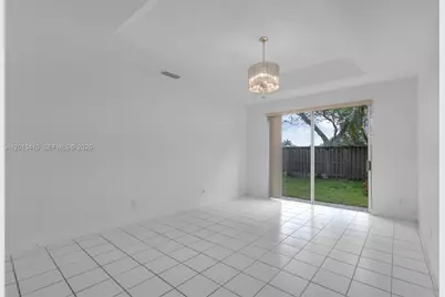 9803 NW 32nd St, Doral, FL 33172 - Photo 21