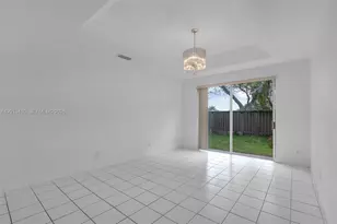 9803 NW 32nd St, Doral, FL 33172 - Photo 21
