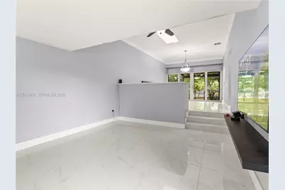 9133 Fontainebleau Blvd #8, Miami, FL 33172 - Photo 7