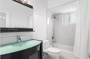 9133 Fontainebleau Blvd, Miami, FL 33172 - Photo 23