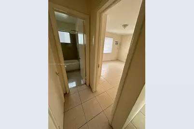 756 NW 5th St #1S, Hallandale Beach, FL 33009 - Photo 5