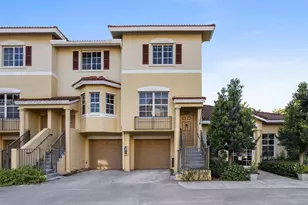 746 NE 90th St, Miami, FL 33138 - Photo 23