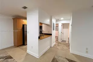 15629 SW 73 Circle Terrace, Kendall, FL 33193 - Photo 11