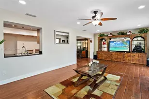 2251 NW 87th Ave, Pembroke Pines, FL 33024 - Photo 9