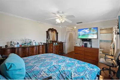 2251 NW 87th Ave #2251, Pembroke Pines, FL 33024 - Photo 11