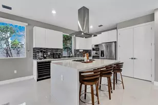 7535 NW 98th Ave, Doral, FL 33178 - Photo 13