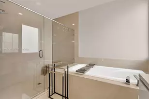 7535 NW 98th Ave, Doral, FL 33178 - Photo 23