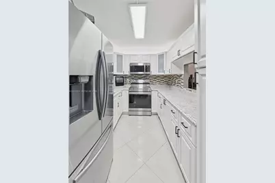 406 N Laurel Dr #207, Margate, FL 33063 - Photo 5