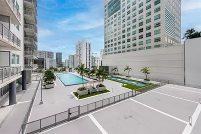 690 SW 1st Ct #1034, Miami, FL 33130 - Photo 3