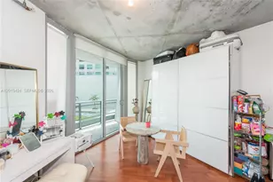 690 SW 1st Ct, Miami, FL 33130 - Photo 5