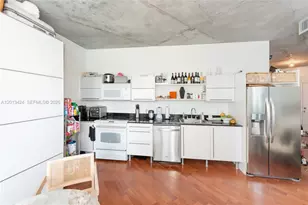 690 SW 1st Ct, Miami, FL 33130 - Photo 7