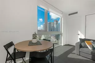 227 NE 2nd St, Miami, FL 33132 - Photo 27