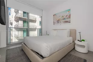 227 NE 2nd St, Miami, FL 33132 - Photo 11