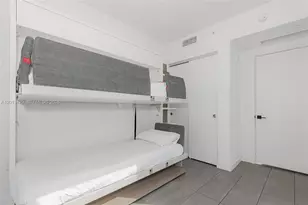 227 NE 2nd St, Miami, FL 33132 - Photo 21