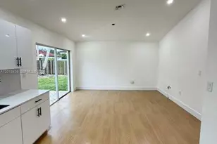 18121 SW 152nd Ct, Miami, FL 33187 - Photo 5