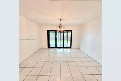 6730 Charleston St, Hollywood, FL 33024 - Photo 9