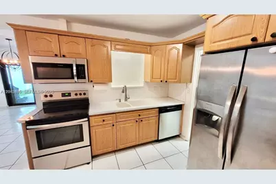 6730 Charleston St, Hollywood, FL 33024 - Photo 13
