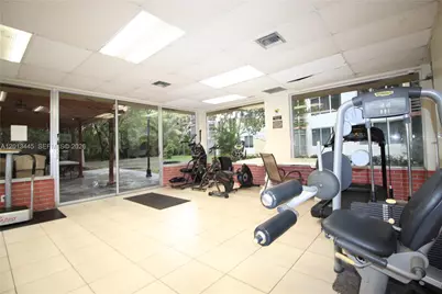 17890 W Dixie Hwy 519 Hwy #519, North Miami Beach, FL 33160 - Photo 31