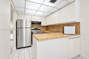 17890 W Dixie Hwy 519 Hwy, North Miami Beach, FL 33160 - Photo 5