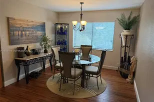 21 Lexington Ln W, Palm Beach Gardens, FL 33418 - Photo 13