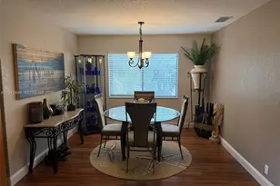 21 Lexington Ln W, Palm Beach Gardens, FL 33418 - Photo 19