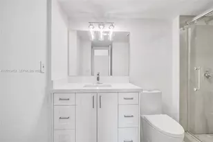 3625 N Country Club Dr, Aventura, FL 33180 - Photo 29