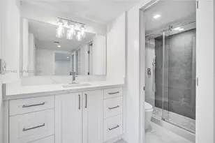 3625 N Country Club Dr, Aventura, FL 33180 - Photo 13