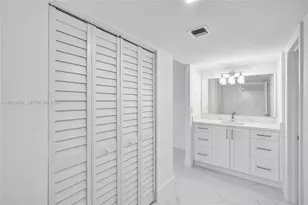 3625 N Country Club Dr, Aventura, FL 33180 - Photo 11