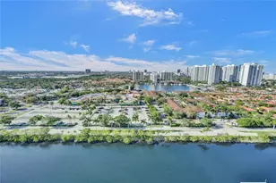 3625 N Country Club Dr, Aventura, FL 33180 - Photo 3