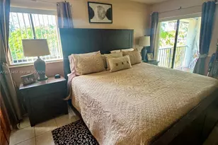 1481 SW 124th Ct, Miami, FL 33184 - Photo 9
