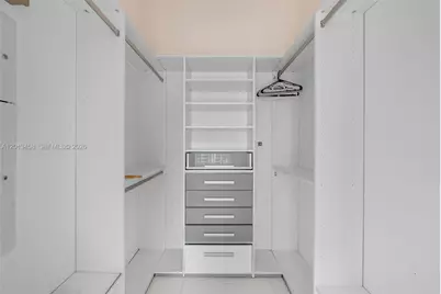 475 Brickell Ave #2812, Miami, FL 33131 - Photo 19