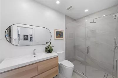 1281 S Venetian Way, Miami, FL 33139 - Photo 37