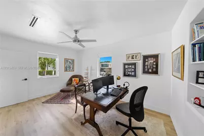 1281 S Venetian Way, Miami, FL 33139 - Photo 39