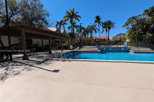 18308 NW 68th Ave, Hialeah, FL 33015 - Photo 19