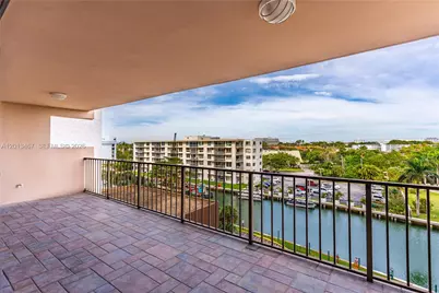 1800 NE 114th St #601, Miami, FL 33181 - Photo 29