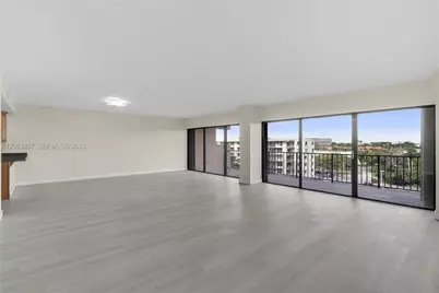 1800 NE 114th St #601, Miami, FL 33181 - Photo 3