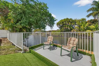 6621 Ficus Dr, Miramar, FL 33023 - Photo 25