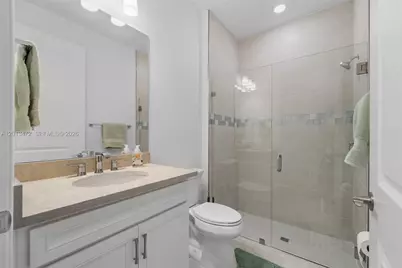 2715 Primrose Pl, Oakland Park, FL 33309 - Photo 21