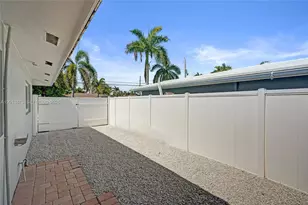 200 SE 3rd St, Pompano Beach, FL 33060 - Photo 51