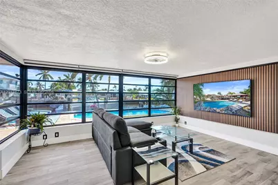 200 SE 3rd St, Pompano Beach, FL 33060 - Photo 17