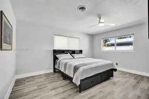 200 SE 3rd St, Pompano Beach, FL 33060 - Photo 23