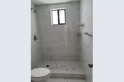 423 E 27th St #101, Hialeah, FL 33013 - Photo 7