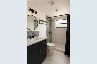 3199 Foxcroft Rd #215, Miramar, FL 33025 - Photo 5