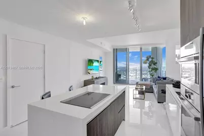 851 NE 1st Ave #2900, Miami, FL 33132 - Photo 9