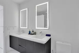 851 NE 1st Ave, Miami, FL 33132 - Photo 25
