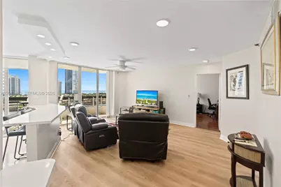 3600 Mystic Pointe Dr #1616, Aventura, FL 33180 - Photo 9