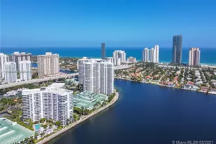 3600 Mystic Pointe Dr, Aventura, FL 33180 - Photo 31