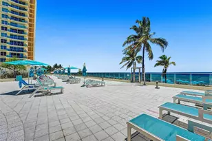 2501 S Ocean Dr, Hollywood, FL 33019 - Photo 23