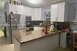 7599 W 4th Ct, Hialeah, FL 33014 - Photo 25