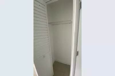 423 E 27th St #102, Hialeah, FL 33013 - Photo 17